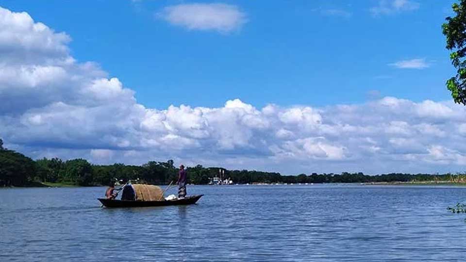 যেখানে নদী আছে, সেখানেই জীবনের গল্প আছে